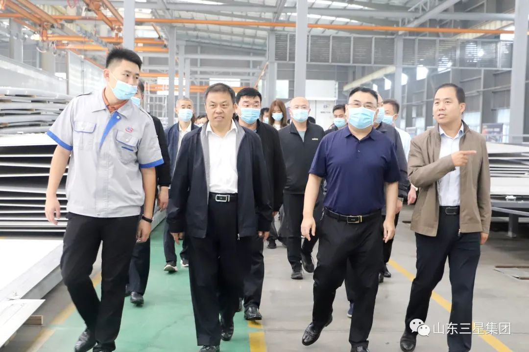 邹平经济技术开发区管委会观摩团来蘑菇视频
观摩学习
