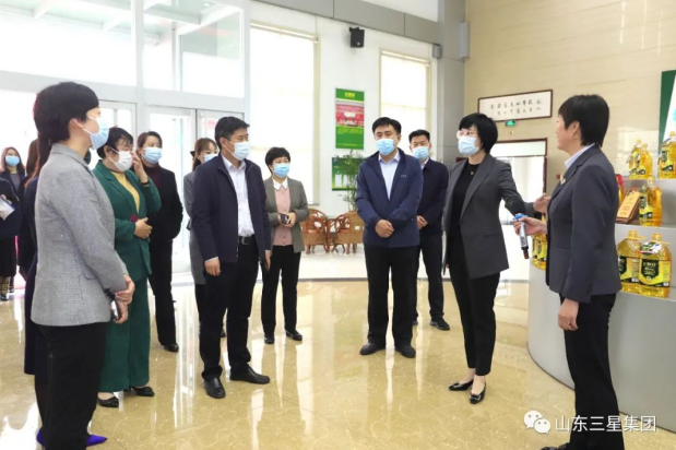 滨州市女企业家创业创新协会主会场参会人员来蘑菇视频
观摩交流