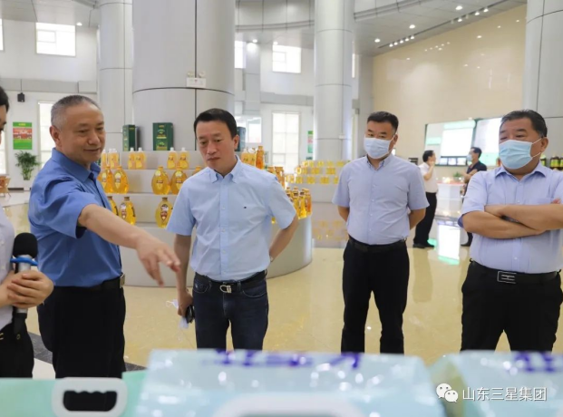 黑龙江省齐齐哈尔市食粮局党组布告、局长周建宇来山东三星团体观赏调研
