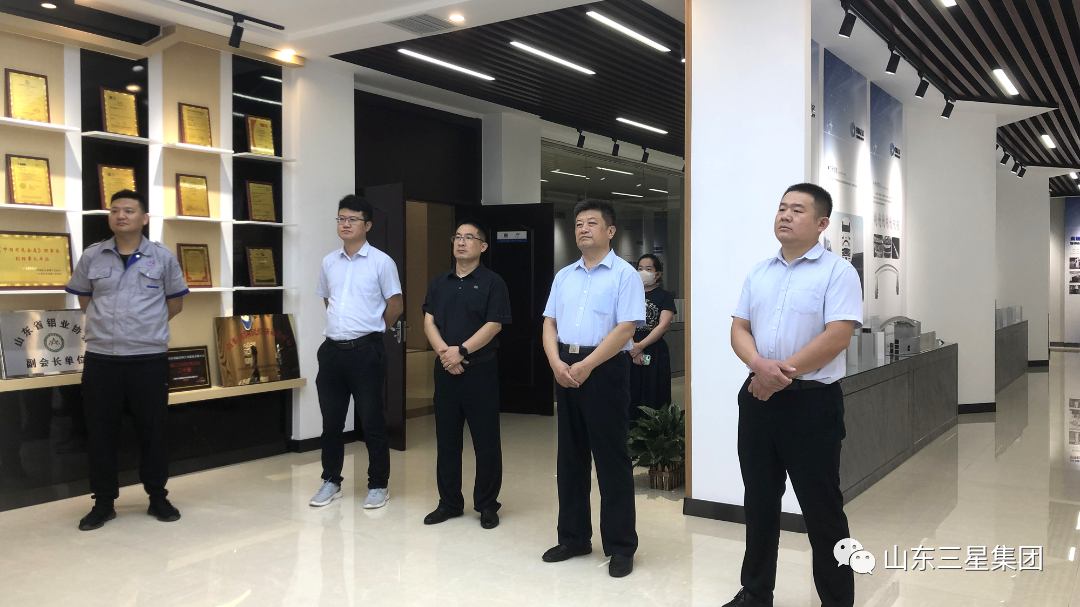 省科技厅调研组来山东三星团体调研