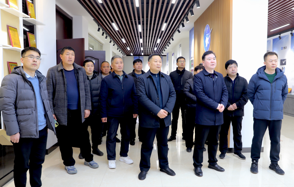 安徽亳州古城镇考查组来山东三星团体进修考查