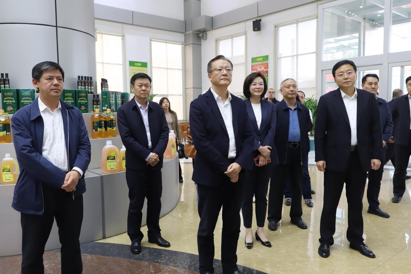 央媒采访团走进蘑菇视频
开展主题采访活动