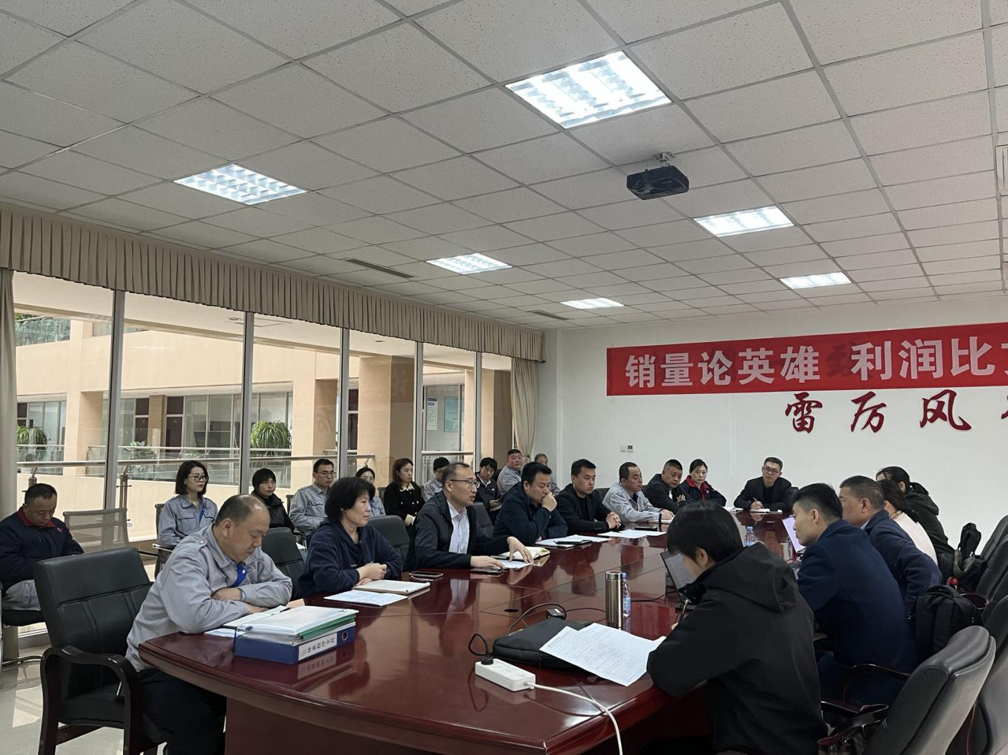 裕航合金公司顺遂经由进程三系统监视考核