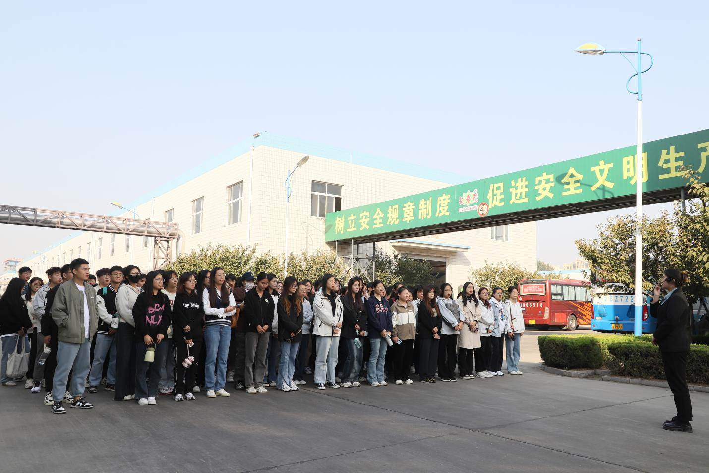 滨州学院来山东三星团体展开现实交换勾当