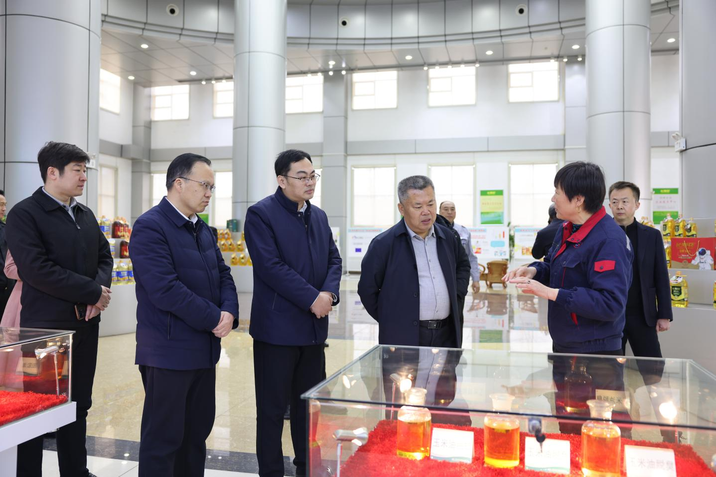 省市场监视办理局来山东三星团体督导调研
