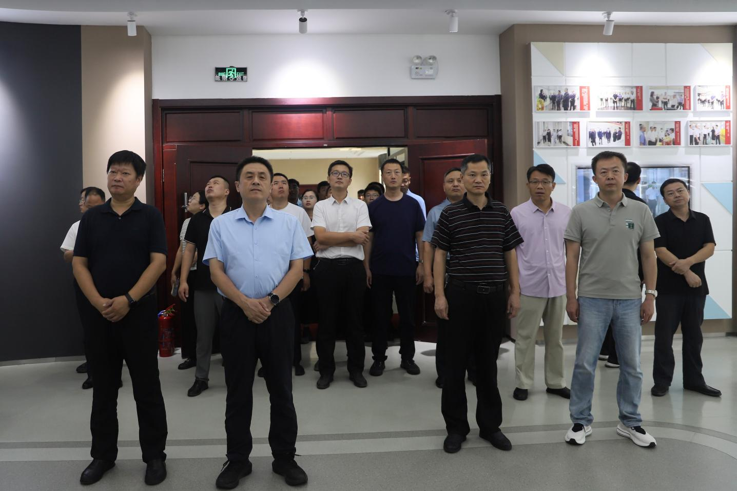 “山东镇域经济大课堂”勾当预会职员来山东三星团体观赏