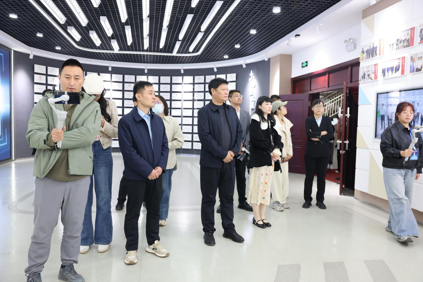 “走在前、作楷模，‘镇’兴之‘铝’看邹平”支流媒体采访勾当走进山东三星团体