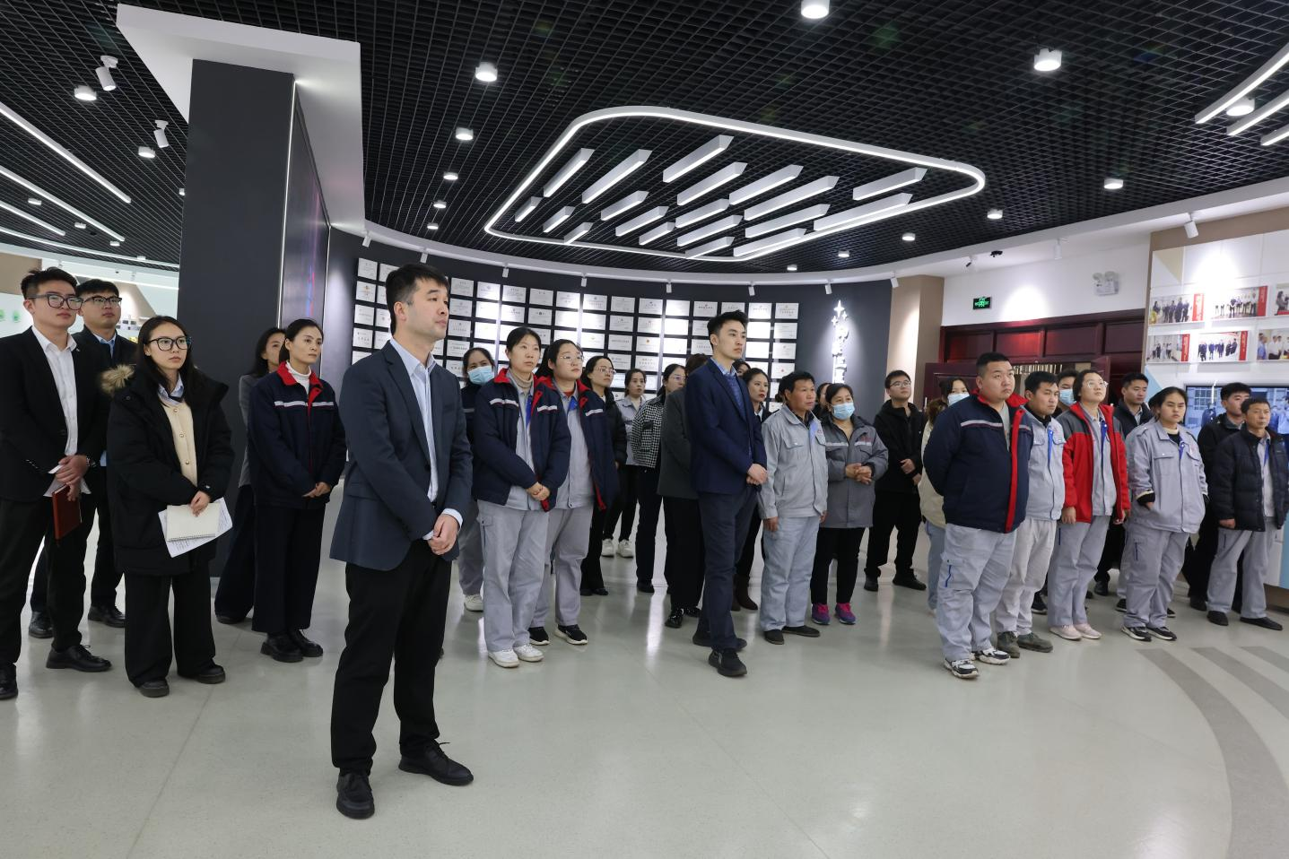 凝“新”聚力｜山东三星团体构造新员工展开企业文明培训