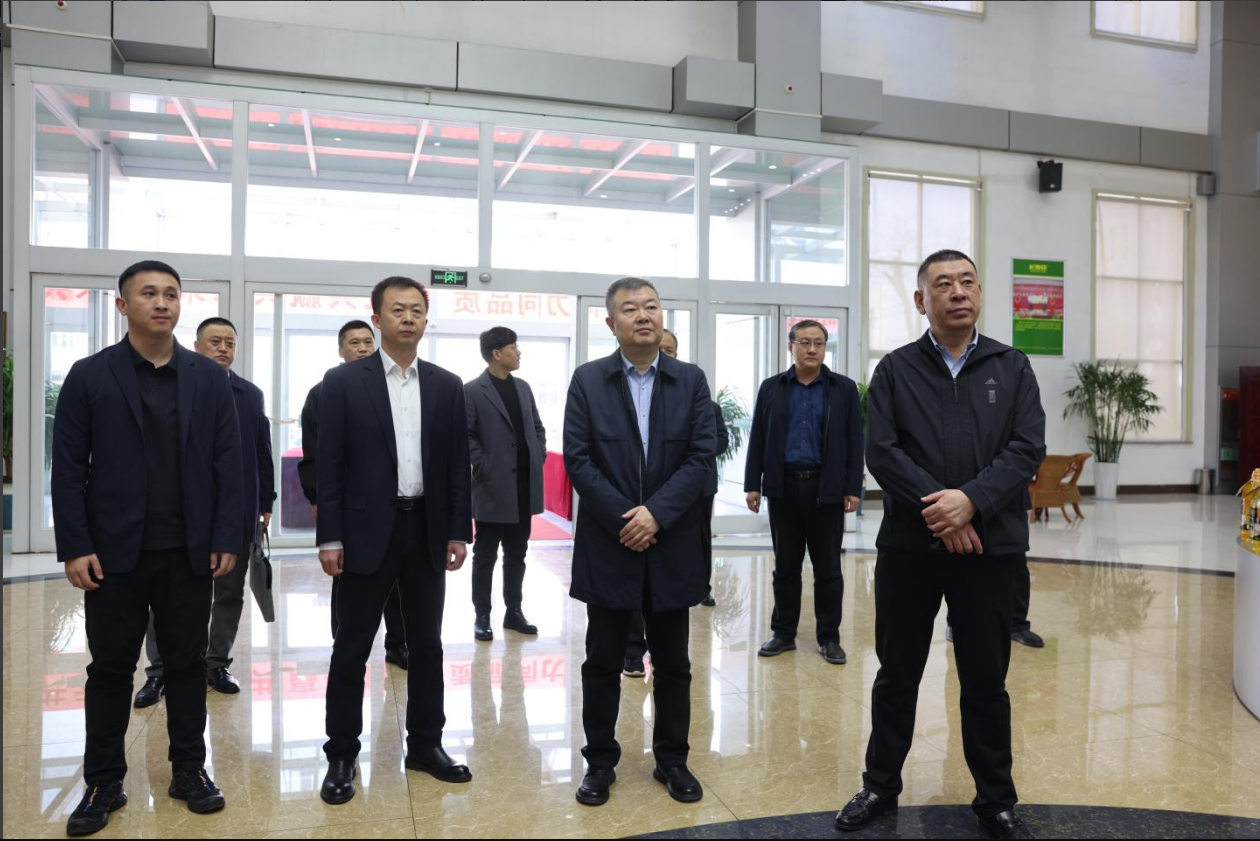 辽宁省营口市生长和鼎新委一行来山东三星团体观赏考查