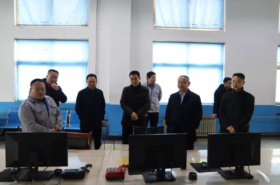 蘑菇视频
董事会领导慰问春节期间坚守岗位的一线员工