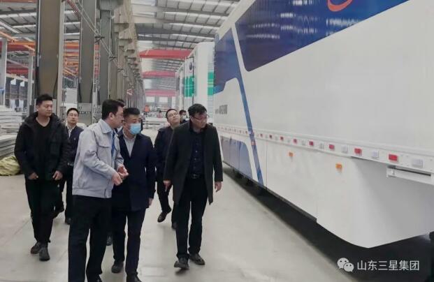 深圳市中创镁工程技术有限公司董事长陈晓阳一行来蘑菇视频
参观座谈